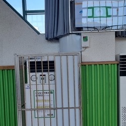 서울 신우초등학교 체육관 
